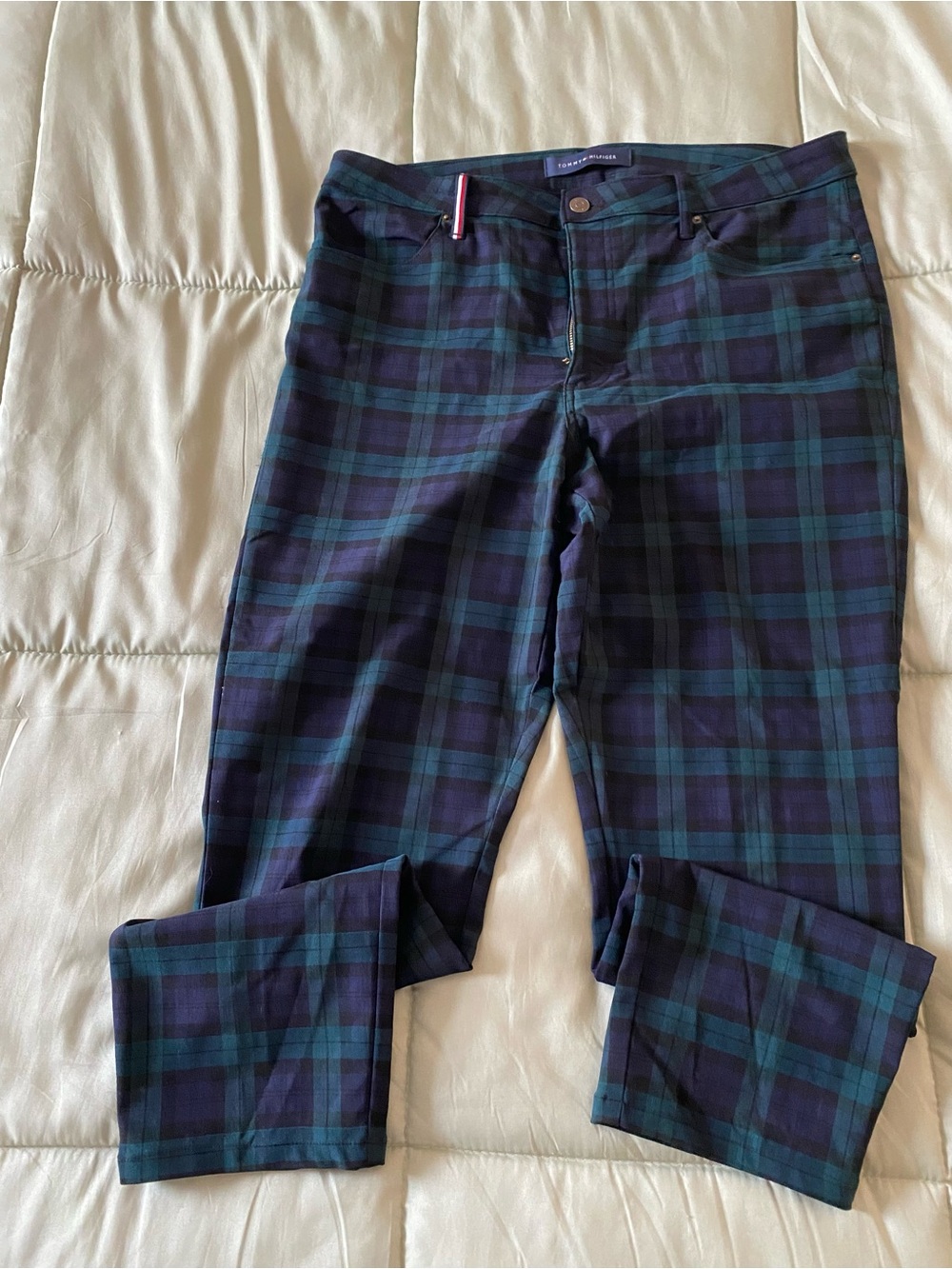 Tommy Hilfiger Plaid Skinny Pants in Navy & Green Plaid